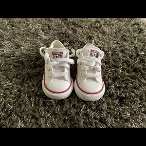 Size 4 white converse for babies